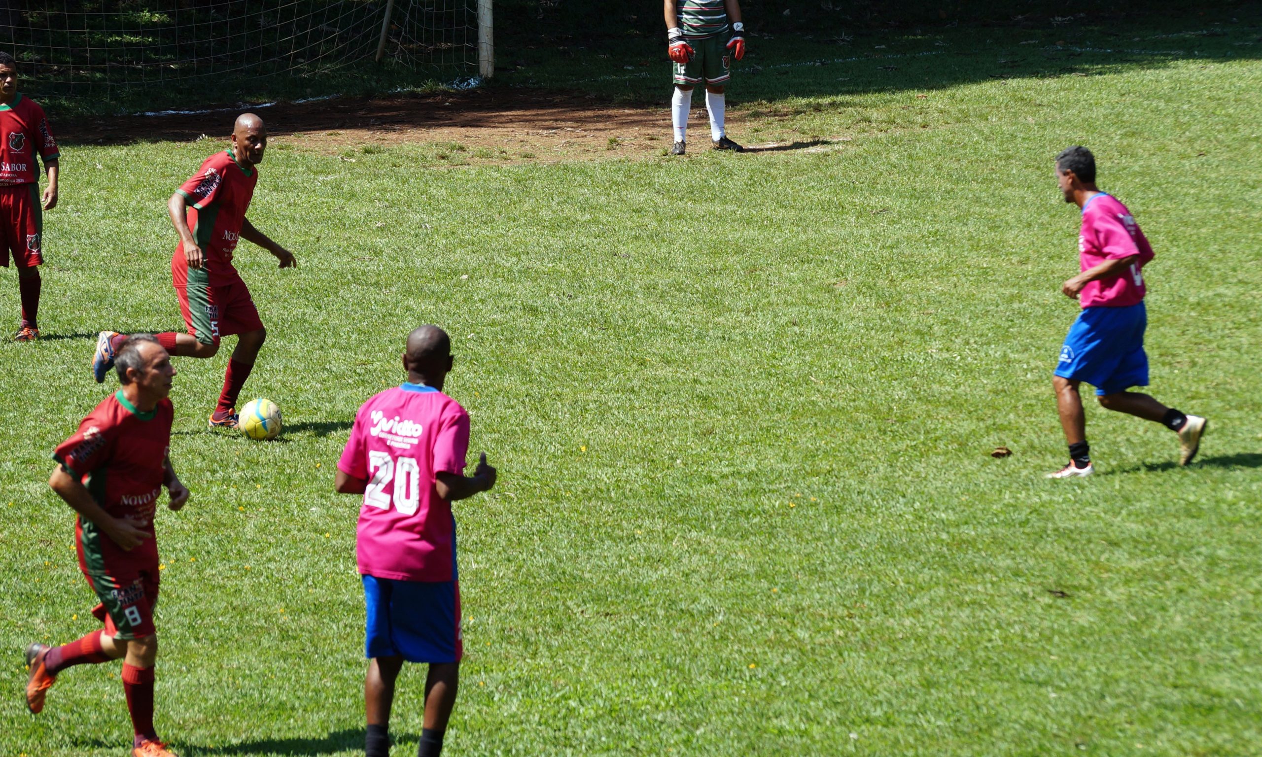 Ferricelli vence e dispara na classificação no Campeonato de Veteranos