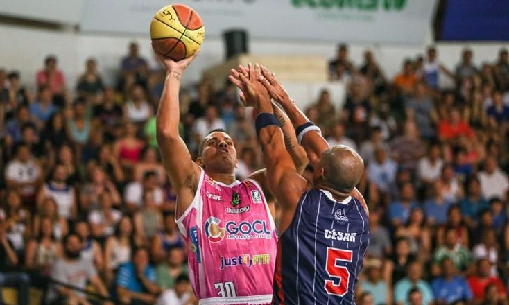 Franca Basquete busca vitória para continuar vivo no Campeonato Paulista