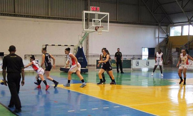 Time feminino de Franca perde para Presidente Venceslau e está eliminado