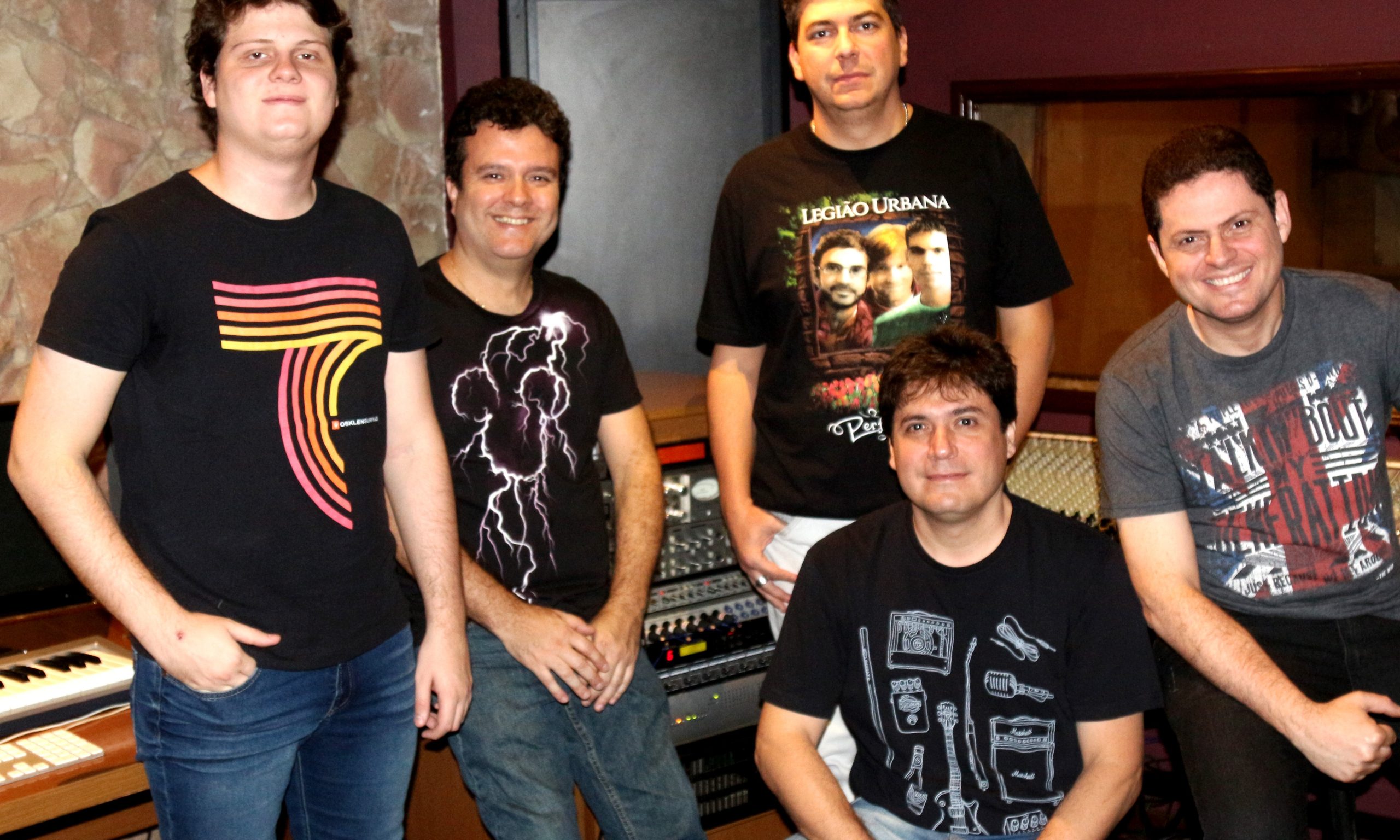Municipal recebe nesta quarta-feira, 12, às 20h, tributo “Somos Tão Jovens”