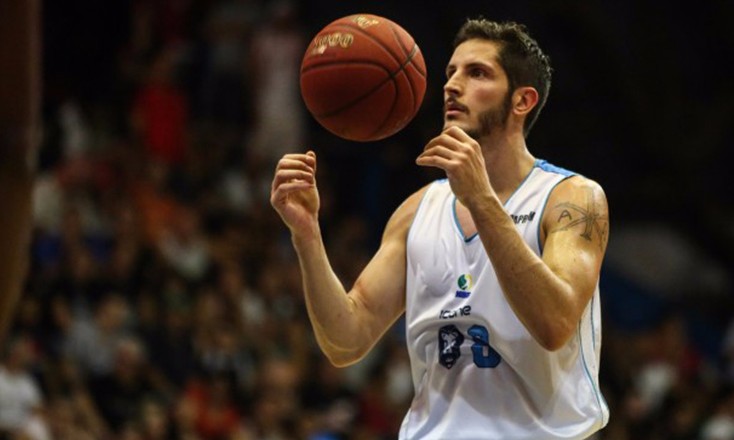 Dedé Stefanelli e Toyloy podem estrear contra a Liga Sorocabana no NBB