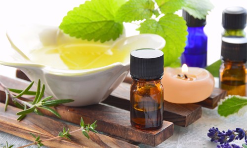 Aromaterapia pode curar diferentes males e ainda ser usado na área estética