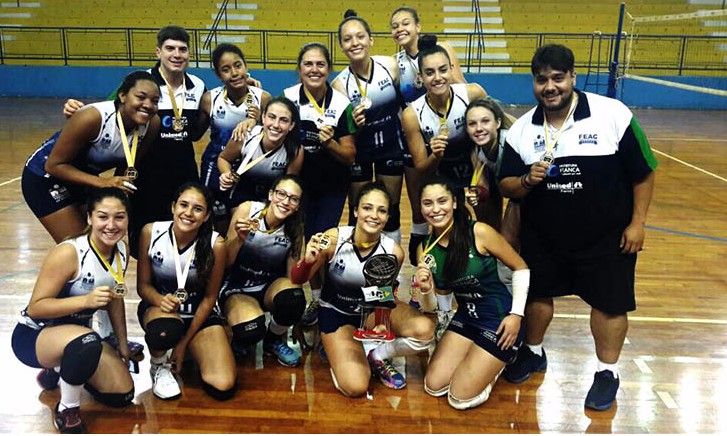 Vôlei infantil feminino de Franca é campeão da Série Ouro da Taça APV