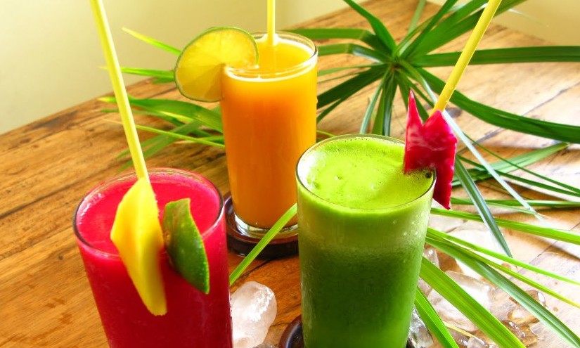 Além de eficaz para o emagrecimento, suco detox renova e protege a pele