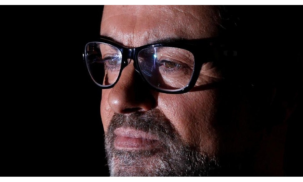 Cantor britânico George Michael morre aos 53 anos de parada cardíaca