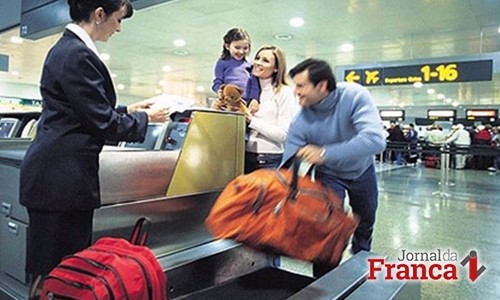 Passageiro terá que pagar por bagagem em voos a partir de março