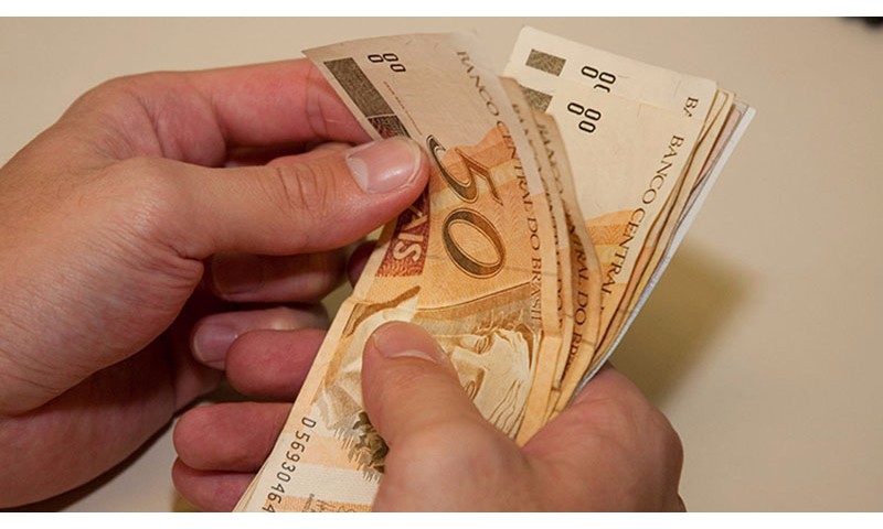 Governo Federal publica decreto com o novo salário mínimo de R$ 937