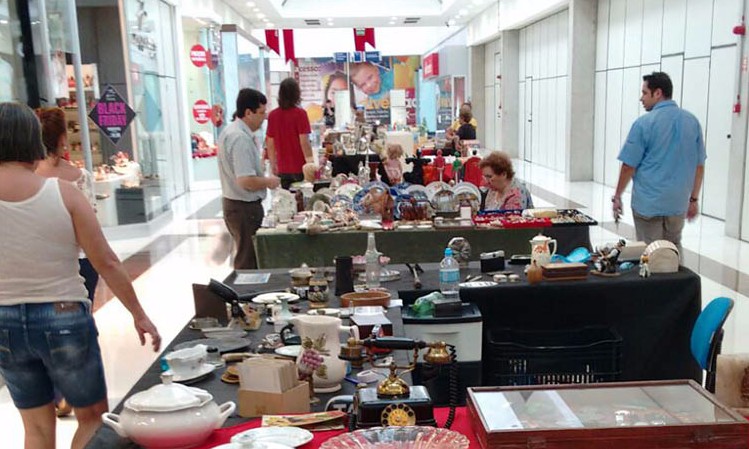 Feira de Artes e Antiguidades realiza edições extras de final de ano
