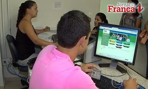 Prazo para renovação de contratos do Fies termina nesta sexta-feira (30)