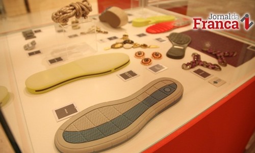 Componentes para sapatos: exportações continuam crescendo, diz Apex