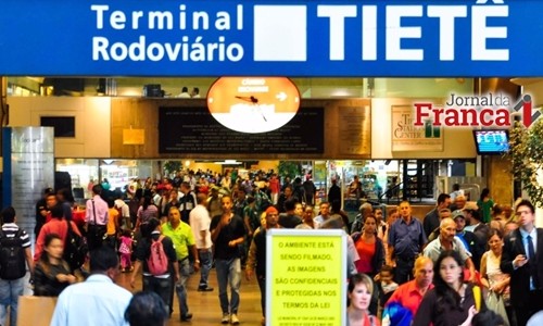 Mais de 270 mil pessoas devem deixar a capital paulista rumo ao Interior