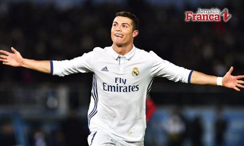 Cristiano Ronaldo marca três e Real conquista quinto Campeonato Mundial
