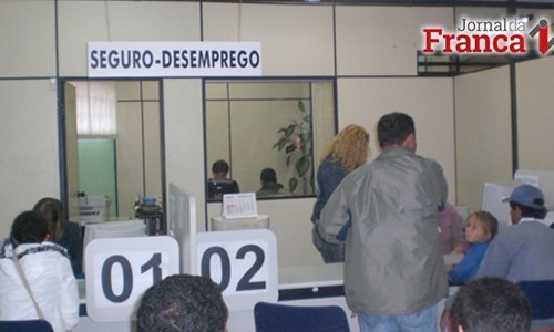Seguro-desemprego tem parcelas reajustadas já disponíveis para saque