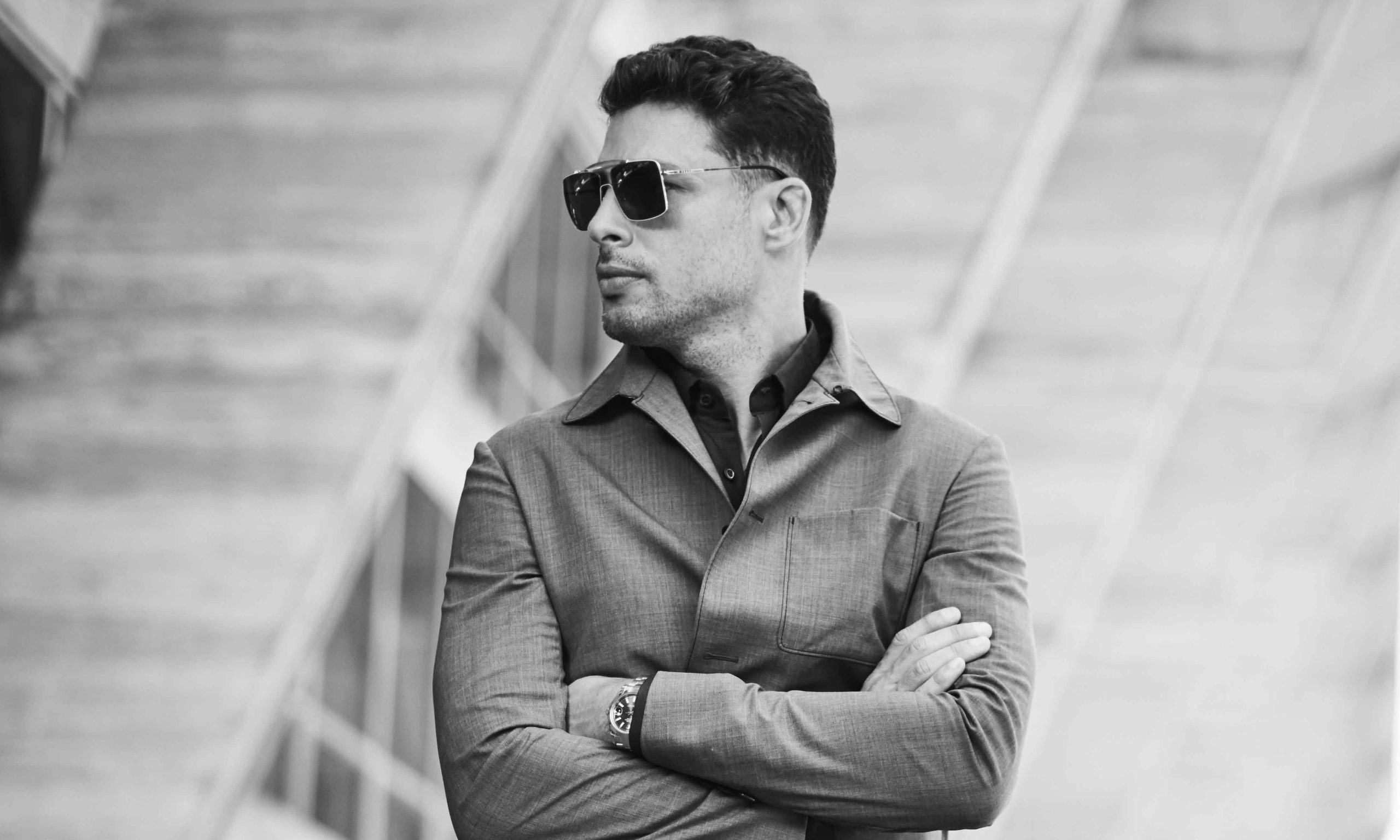 Ator Cauã Reymond é capa da GQ de janeiro, que traz sua entrevista e ensaio