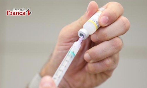 Camex zera imposto de importação para três tipos de vacinas