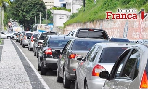 IPVA: Acaba hoje (10) prazo para pagamento dos carros com placa final 2