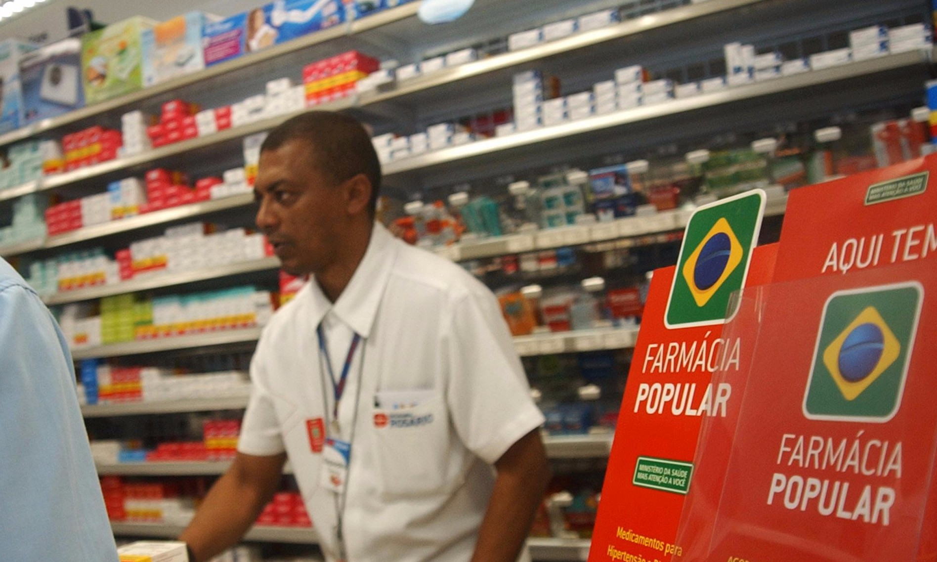 Mudança nas regras para venda de medicamentos prejudica pacientes