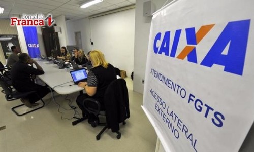 Agências da Caixa mudam horários para garantir saque do FGTS inativo