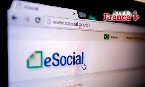 Empregadores podem emitir prova de rendimentos para IR pelo eSocial