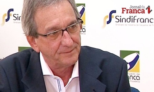 Sindifranca faz assembléia e com ajuda da FIESP discute salários dos sapateiros