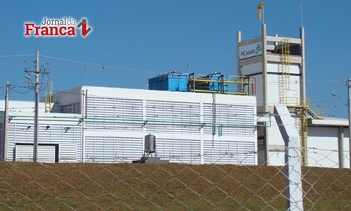 Vazamento de amônia provoca mal-estar em funcionários da MCassab