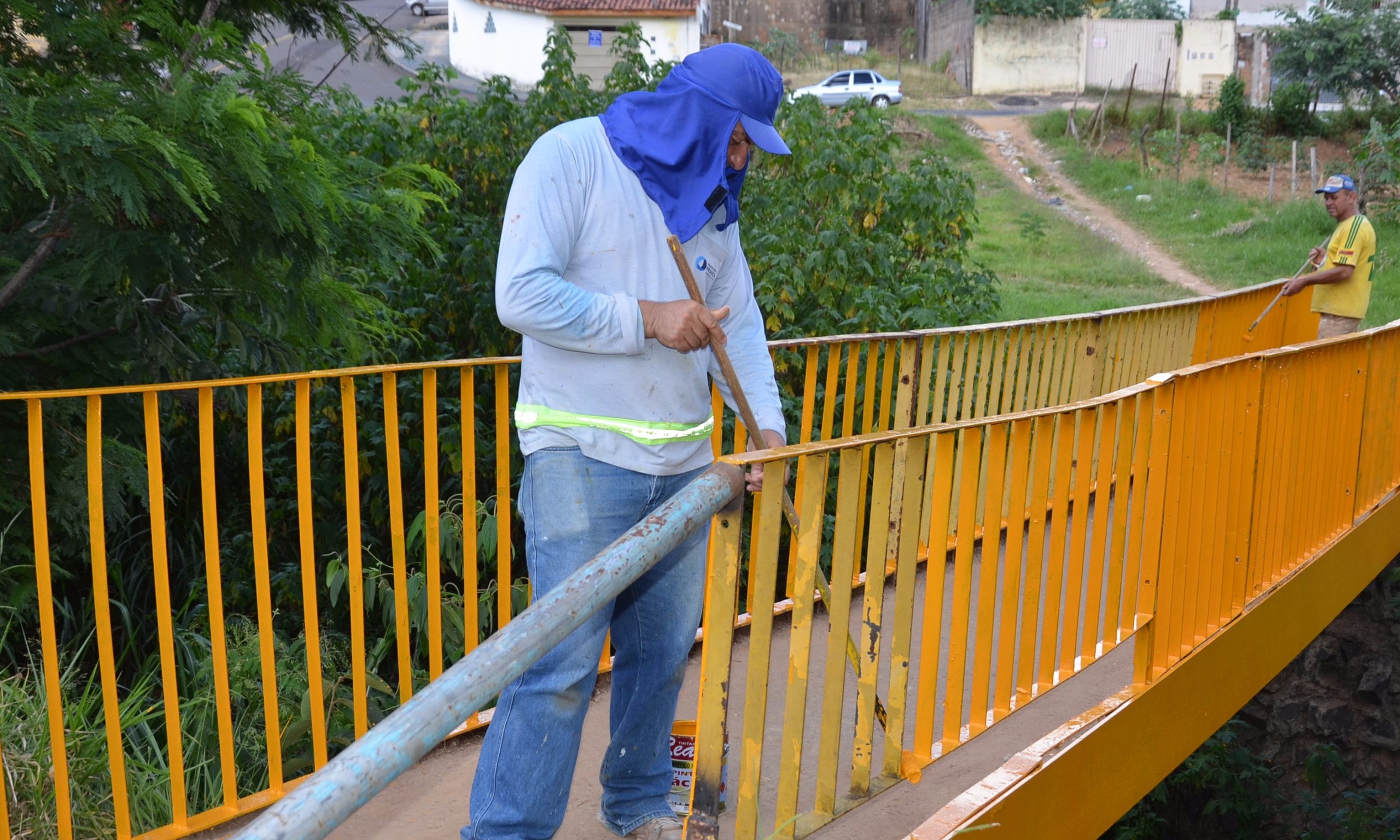 Prefeitura continua trabalho de recuperação de todas as passarelas da cidade