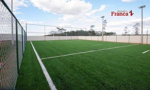 SP terá programa para construir pistas de skate e campos de futebol society