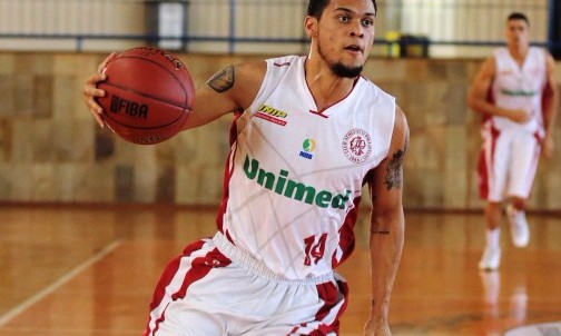 Paulistano vence primeiro jogo da finalíssima sobre Bauru em SP por 82 a 78