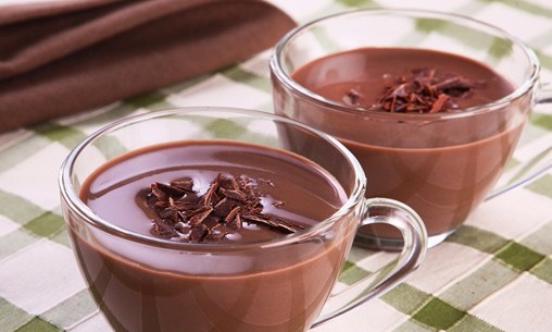 Dias frios pedem um delicioso chocolate quente; JF traz 2 opções de receita