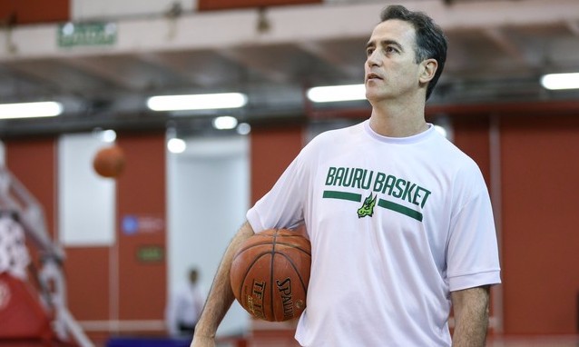 Bauru e Pinheiros decidem nesta noite vaga para a grande decisão do NBB