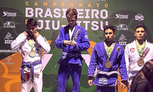 Francanos ganham título nacional de jiu jitsu no Ibirapuera, em São Paulo