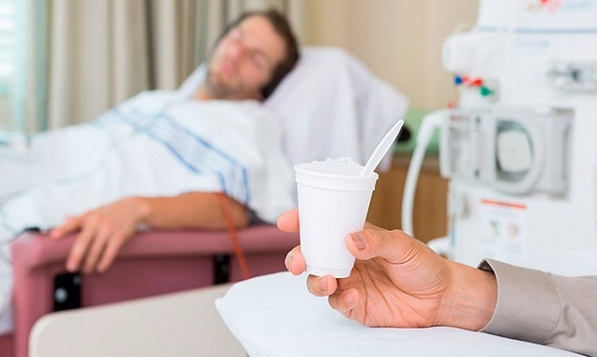 Cotidiano dos cuidadores e familiares de pacientes com câncer é tese na Unesp