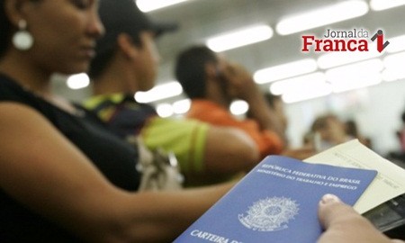 Eletricista e motorista estão entre 46 vagas nas regiões de Franca e Ribeirão