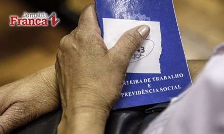 Governo quer usar FGTS em lugar dos primeiros meses do seguro-desemprego