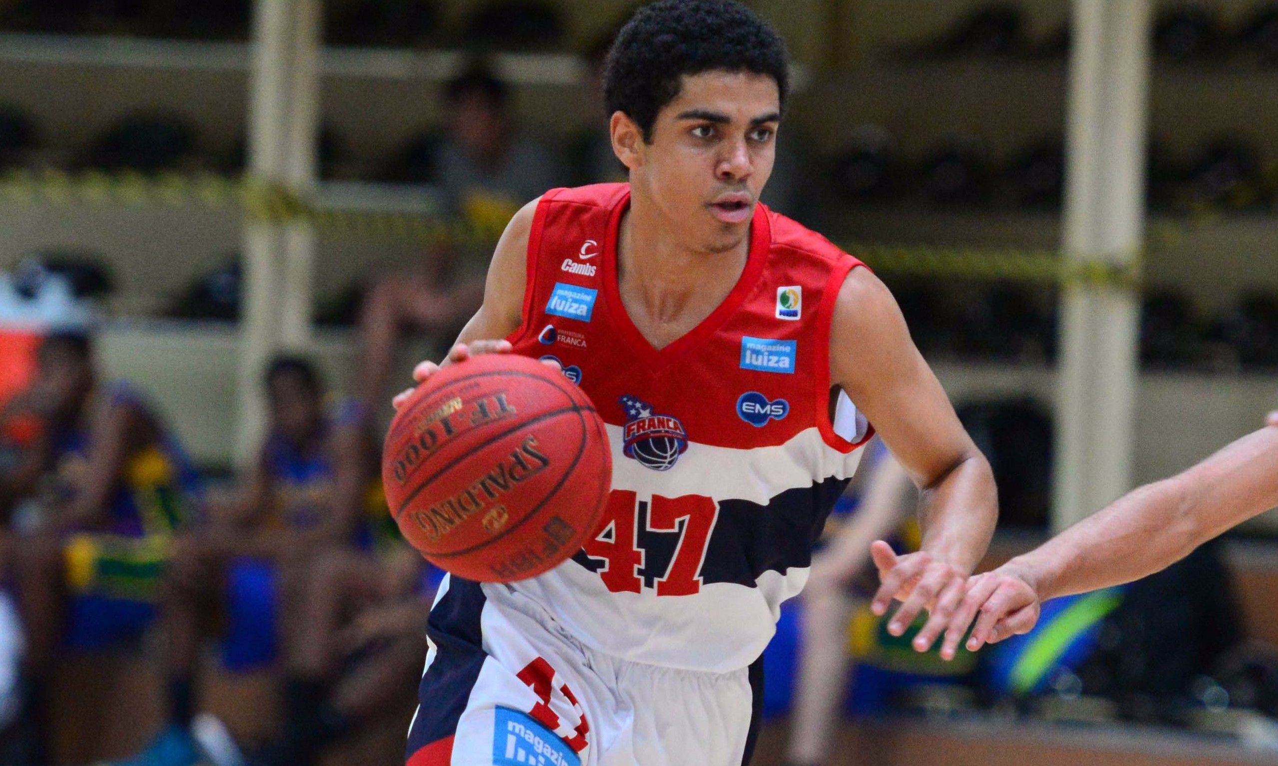 Armador Alexey Borges é escolhido o Destaque Jovem do NBB 2016/2017
