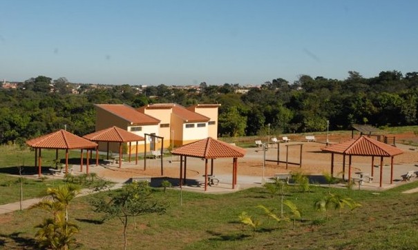 Vereadores querem dar utilização ao abandonado Parque do Trabalhador