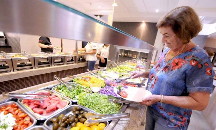 Mudanças na alimentação contribuem para a saúde do idoso e previnem doenças