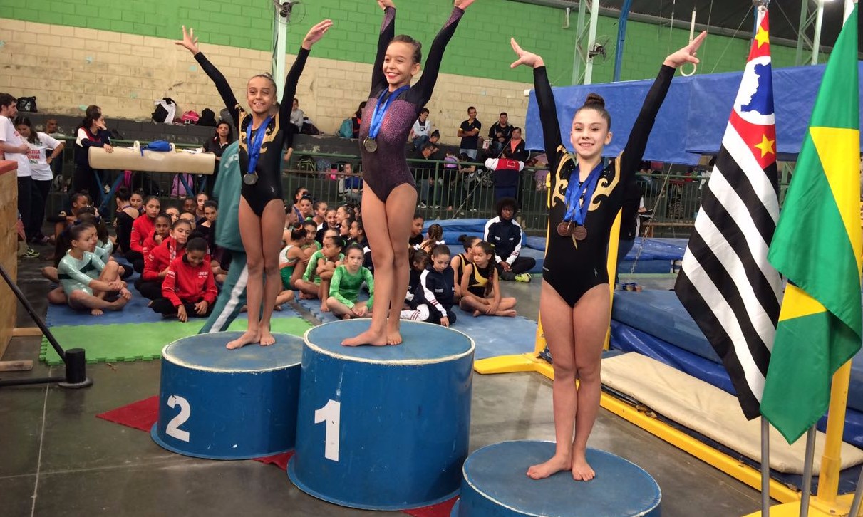 Ginasta de Franca fatura três medalhas de ouro no II Troféu Destaque 2017