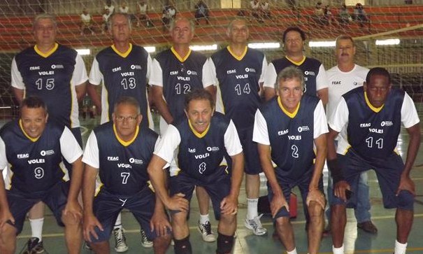 Equipes adaptadas de vôlei vão disputar campeonato neste sábado
