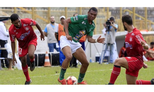 Francana folga na rodada e tem que secar seus rivais para se manter no G4