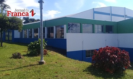 Pedregulho lança Tomada de Preços para concluir reforma do Poliesportivo