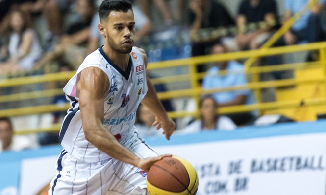 Basquete diz que já contratou dois reforços “de peso”, mas não dá nomes