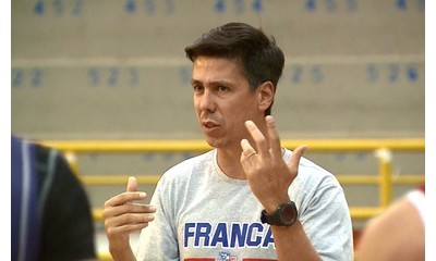 Basquete divulga que contratou mais um jogador, mas não fala quem é