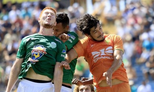 Ferrugem é operado e está fora dos campos de futebol até o ano que vem