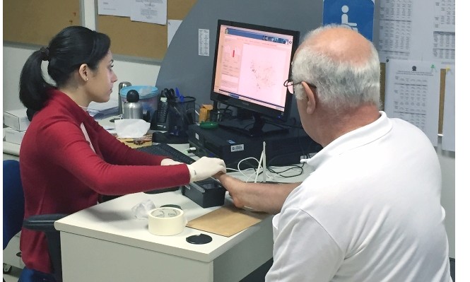 Idosos têm de fazer cadastro biométrico para não perder benefícios