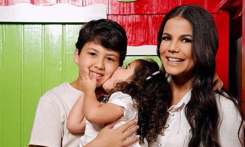 Nivea Stelmann vai se mudar com a família para os EUA em busca de tranquilidade