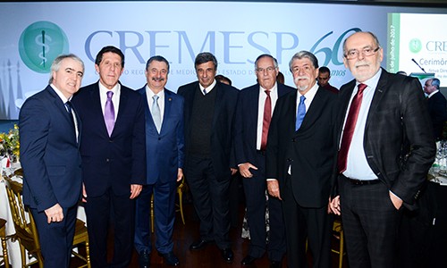 L​avínio Nilton Camarim toma posse na presidência do Cremesp em São Paulo