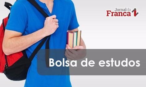 Prefeitura regulariza débitos do governo anterior e volta a pagar Bolsas de Estudo