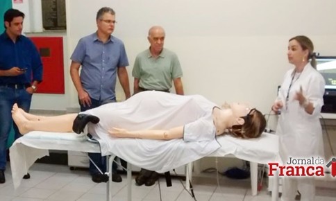 Uni-Facef convoca em edital os aprovados em concurso para trabalho em Medicina