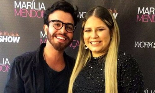 Após fim do noivado, Marília Mendonça é flagrada aos beijos com Matheus Corcione